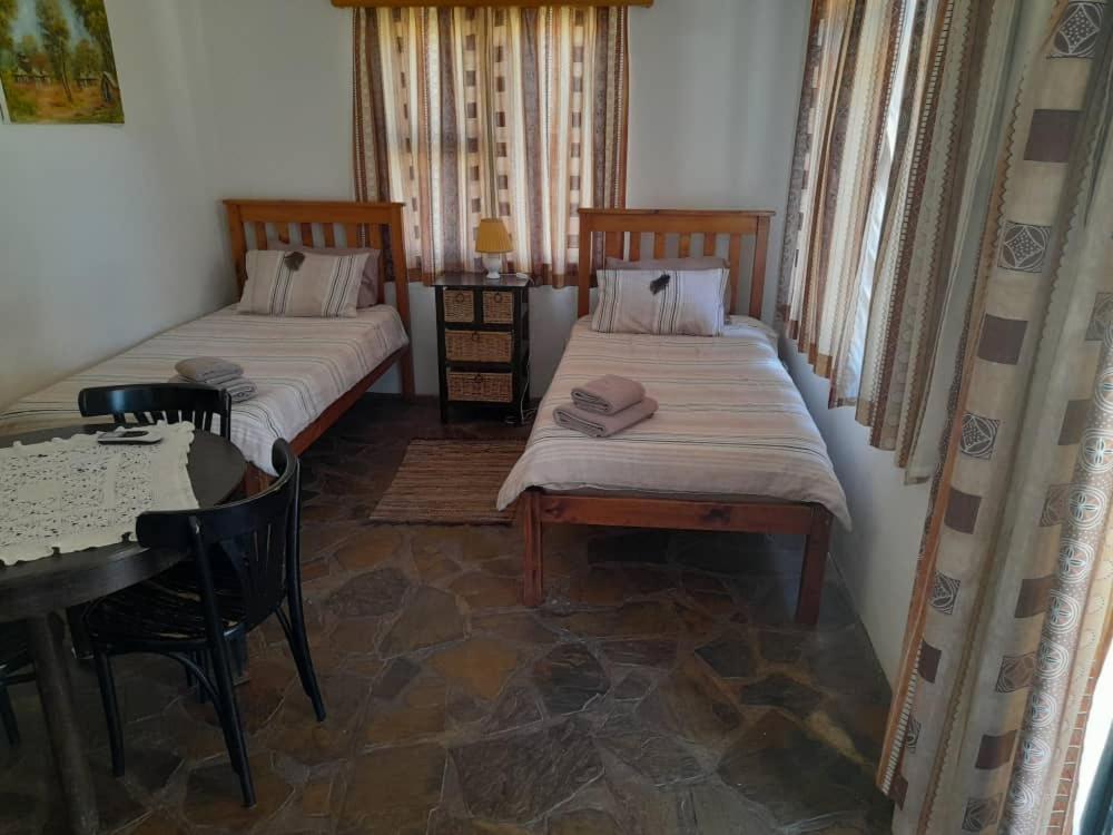 Ombo Rest Camp Hotel Okahandja Eksteriør billede