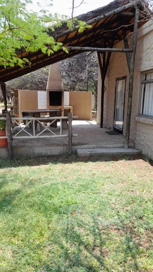 Ombo Rest Camp Hotel Okahandja Eksteriør billede
