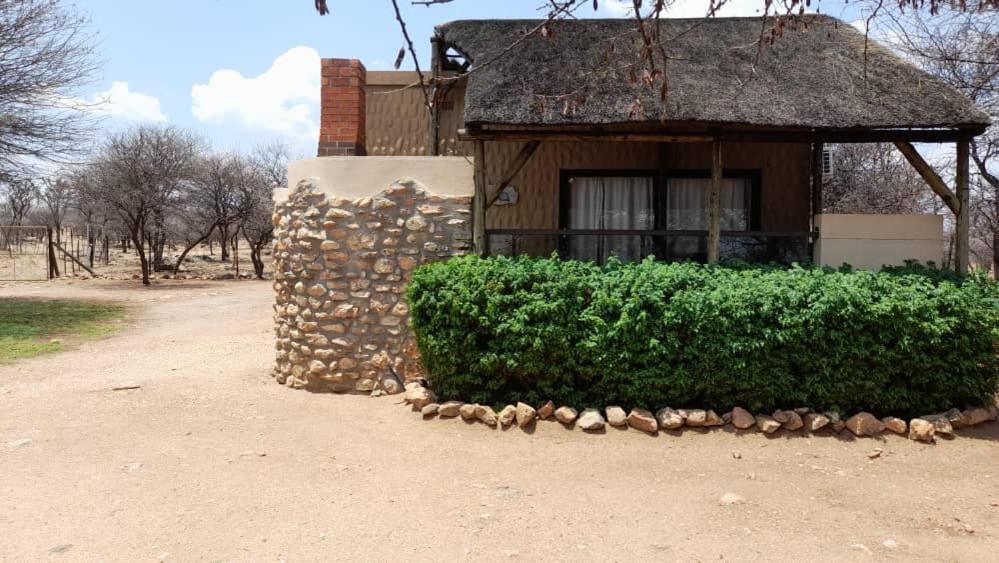 Ombo Rest Camp Hotel Okahandja Eksteriør billede
