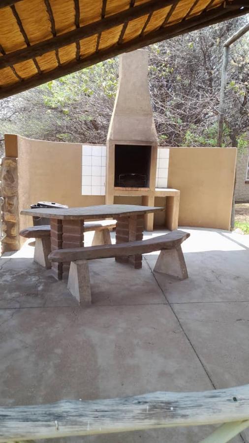 Ombo Rest Camp Hotel Okahandja Værelse billede